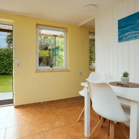 Apartment Kleines Nur 5 Auto-min Von Binz