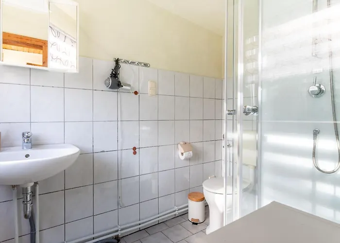 Kleines Nur 5 Auto-min Von Binz 아파트 Lubkow
